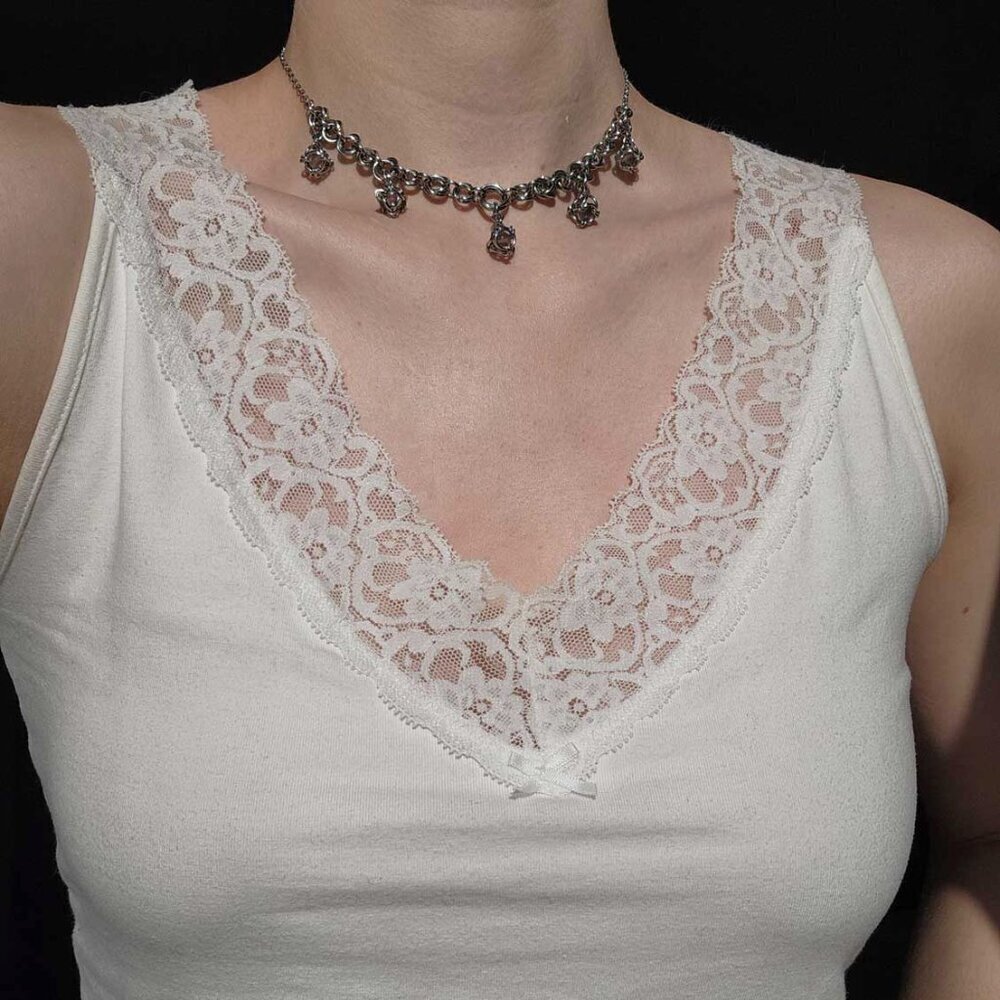 Gothic fairy purple caged pearl chainmail choker necklace with a small silver ch - Picture 3 of 8